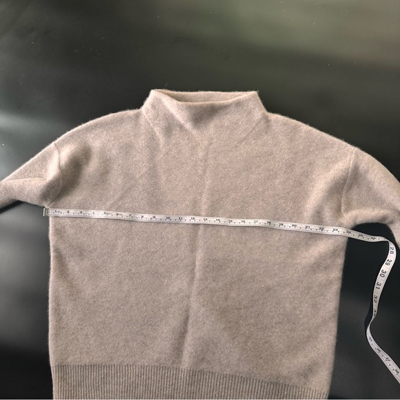 Vince Boulid cashmere turtleneck - Picture 9 of 13